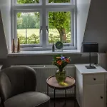 Puur & Simpel, Buitengewoon Vertoeven In De Brabantse Kempen Bed & Breakfast Westerhoven