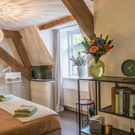 Puur & Simpel, Buitengewoon Vertoeven In De Brabantse Kempen