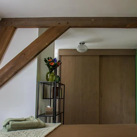 Puur & Simpel, Buitengewoon Vertoeven In De Brabantse Kempen