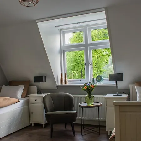 Puur & Simpel, Buitengewoon Vertoeven In De Brabantse Kempen